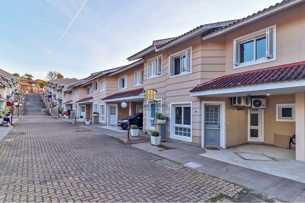 Casa de Condomínio 3 dormitórios no bairro Nonoai