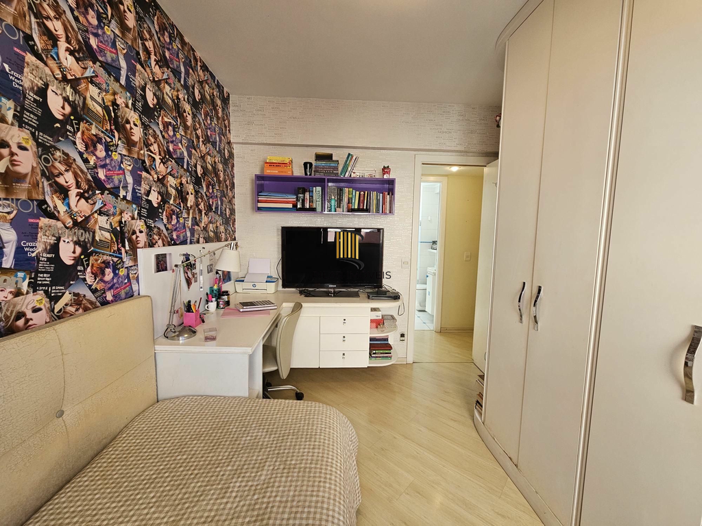 Apartamento 3 dormitórios no bairro Menino Deus