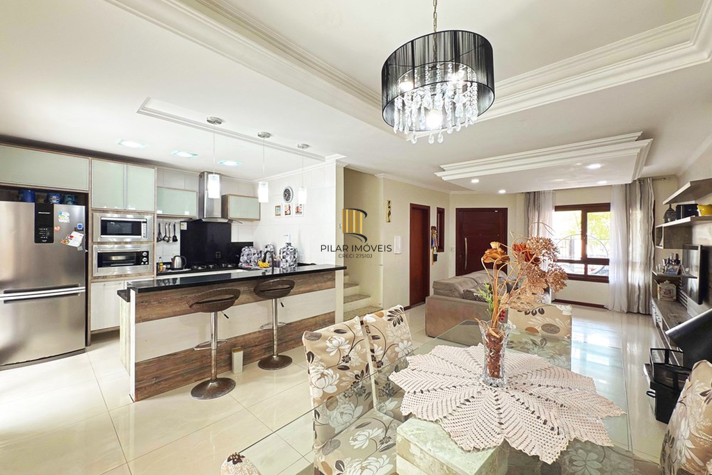 Casa de Condomínio 3 dormitórios no bairro Hípica