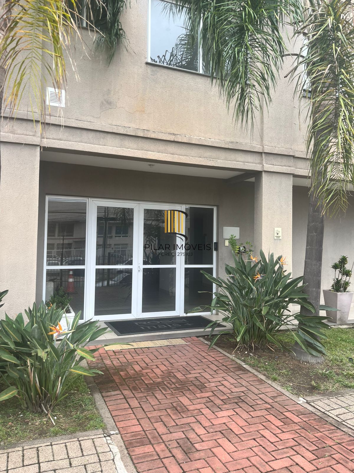 Apartamento no Humaitá de 02 dormitórios, infra e 01 vaga, nunca habitado