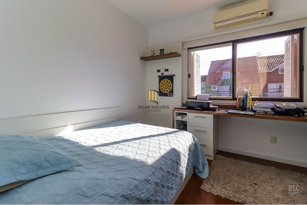 Casa de Condomínio 3 dormitórios no bairro Ipanema