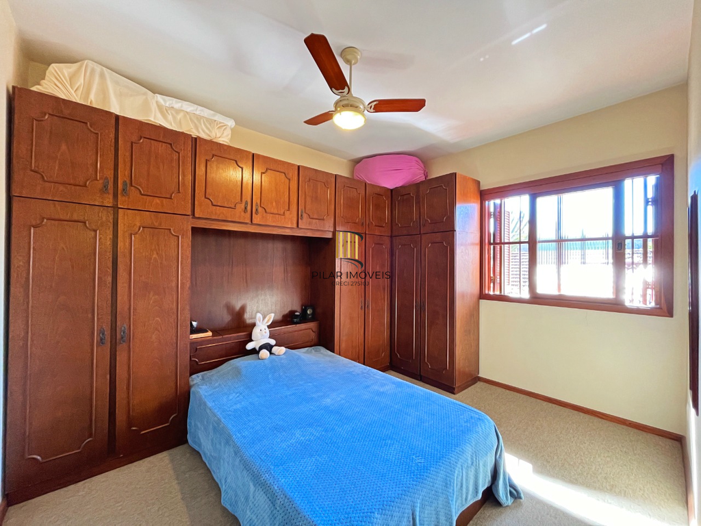 Casa 3 dormitórios no bairro Santana