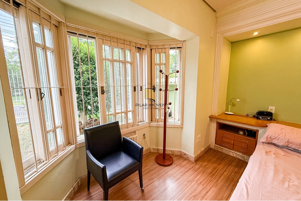 Casa 6 dormitórios no bairro Nossa Senhora das Graças