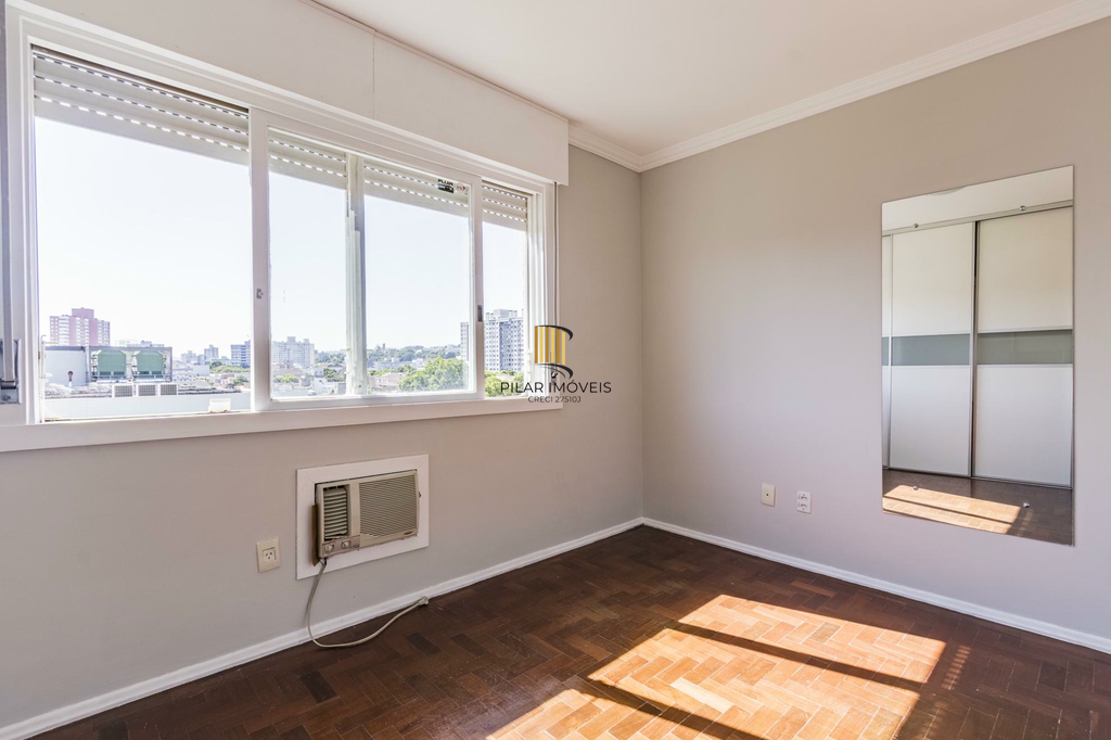 Apartamento 2 dormitórios no bairro Menino Deus