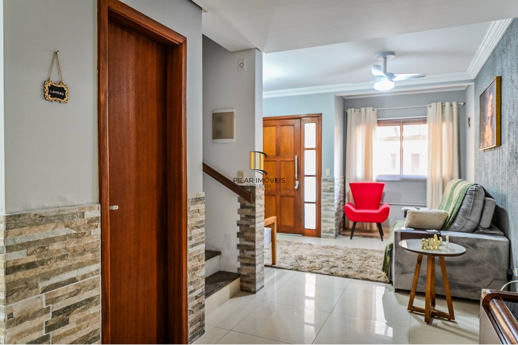 Casa de Condomínio 2 dormitórios no bairro Hípica