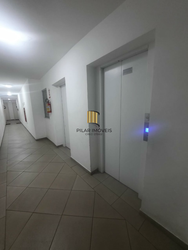 Apartamento 2 dormitórios no bairro Glória