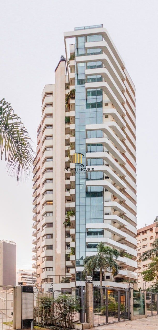 Apartamento 4 dormitórios no bairro Petrópolis