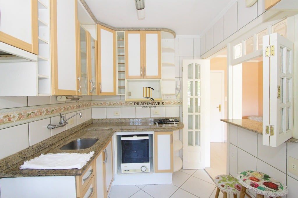 Apartamento 2 dormitórios no bairro Glória