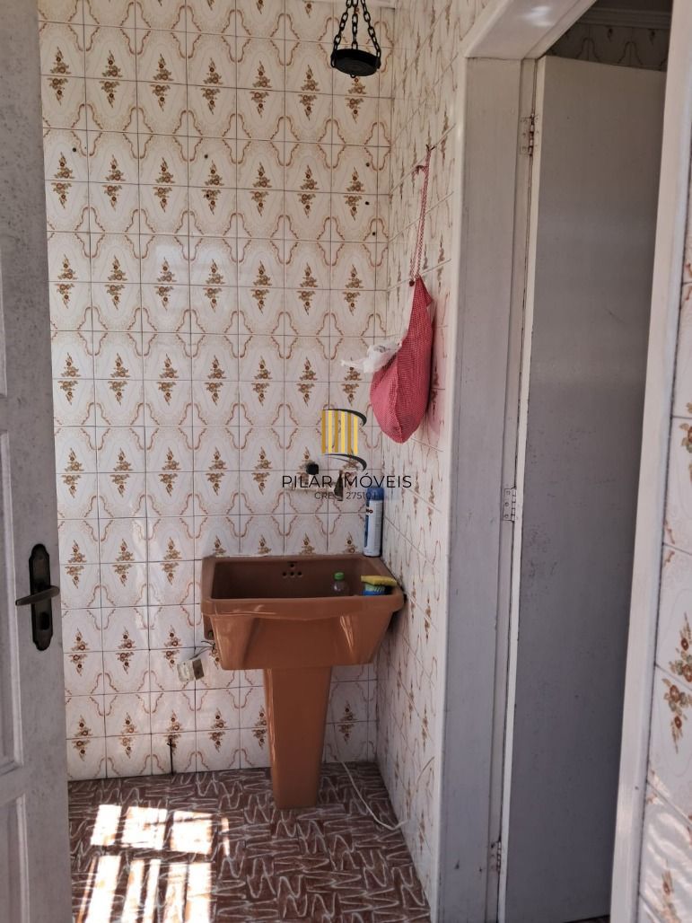 Casa 3 dormitórios no bairro Santa Maria Goretti