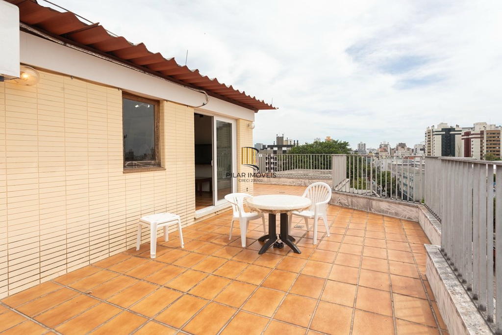 Cobertura 3 dormitórios no bairro Menino Deus