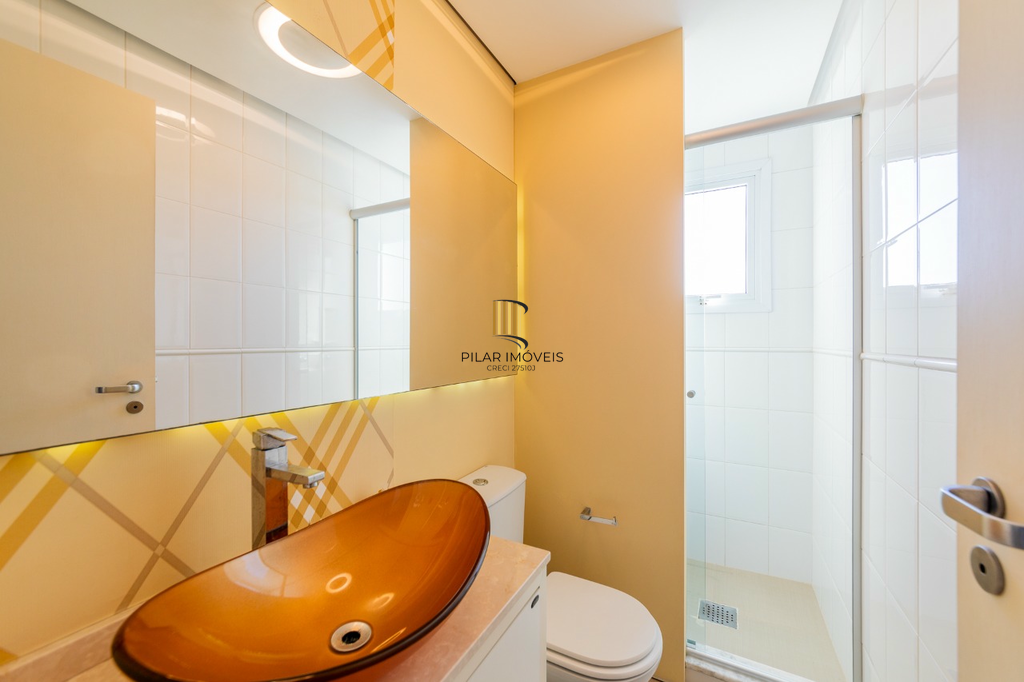 Apartamento 2 dormitórios no bairro Passo da Areia