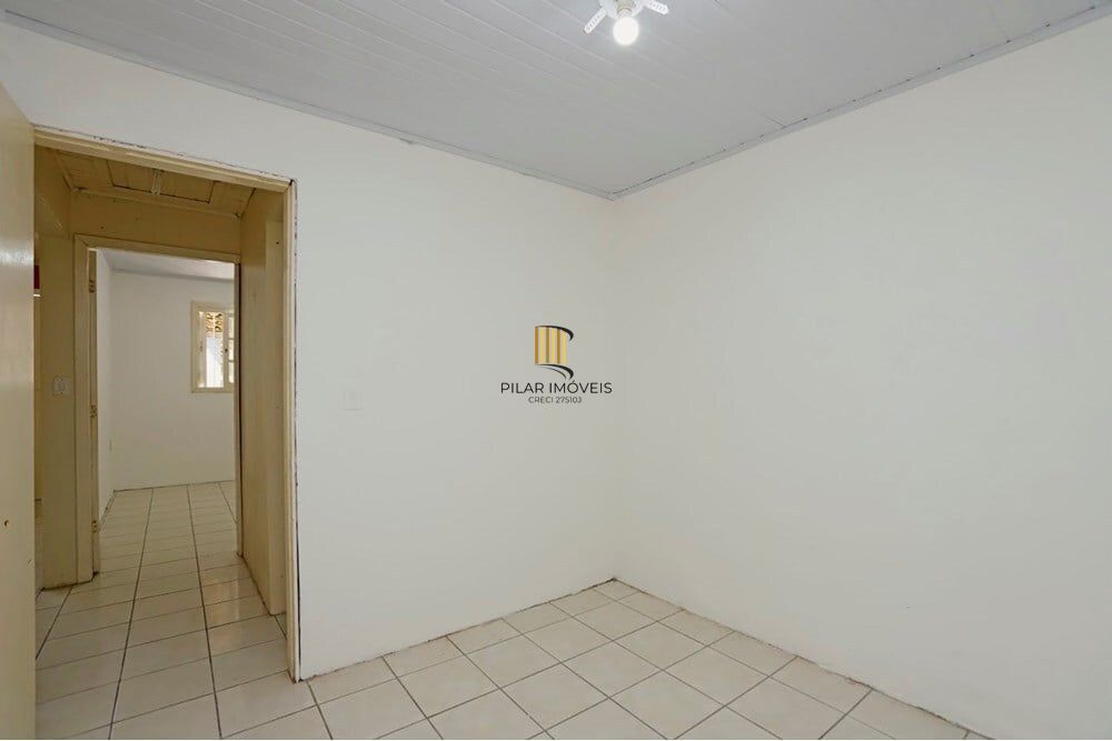 Casa 2 dormitórios no bairro Jardim Algarve
