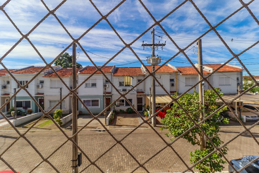 Casa de Condomínio 3 dormitórios no bairro Hípica