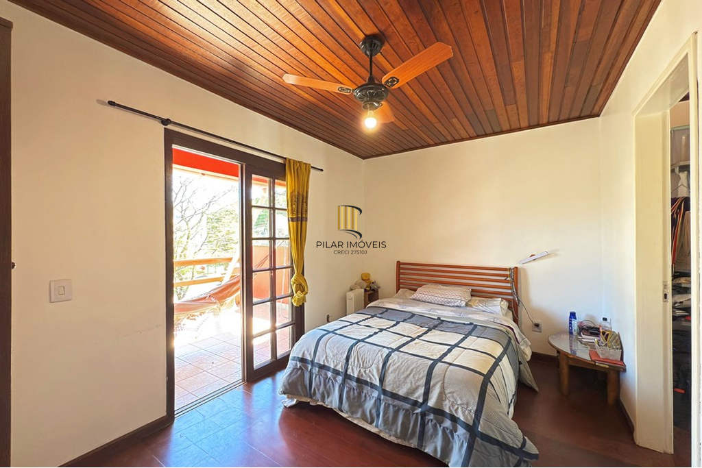 Casa 3 dormitórios no bairro Vila Nova