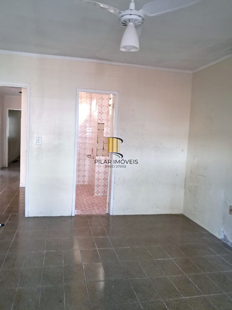 Casa 3 dormitórios no bairro Santa Maria Goretti
