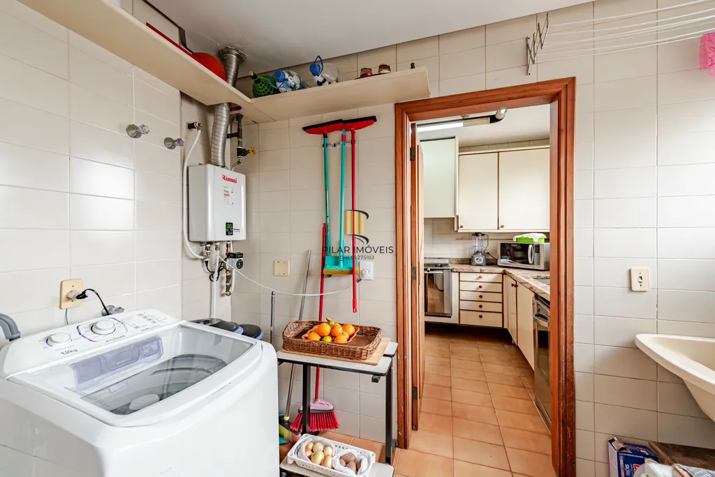 Cobertura 4 dormitórios no bairro Bela Vista