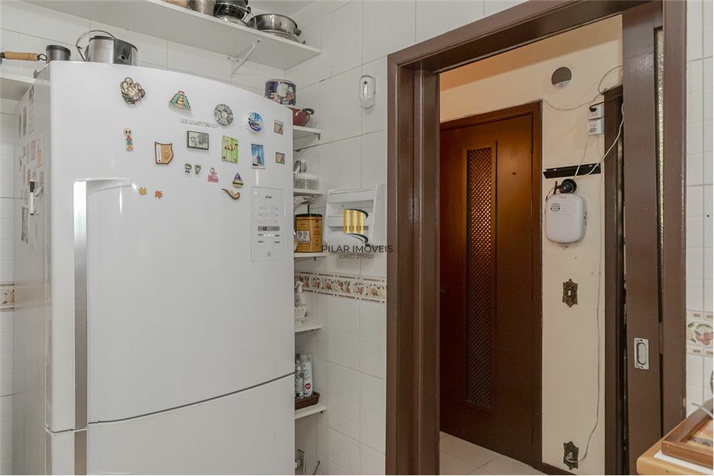 Casa 4 dormitórios no bairro Moinhos de Vento