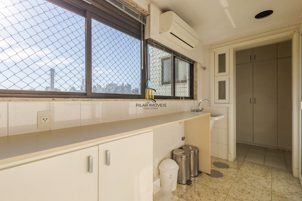 Apartamento 3 dormitórios no bairro Petrópolis