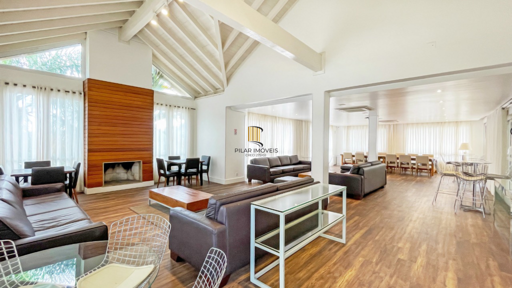 Casa de Condomínio 3 dormitórios no bairro Jardim Carvalho