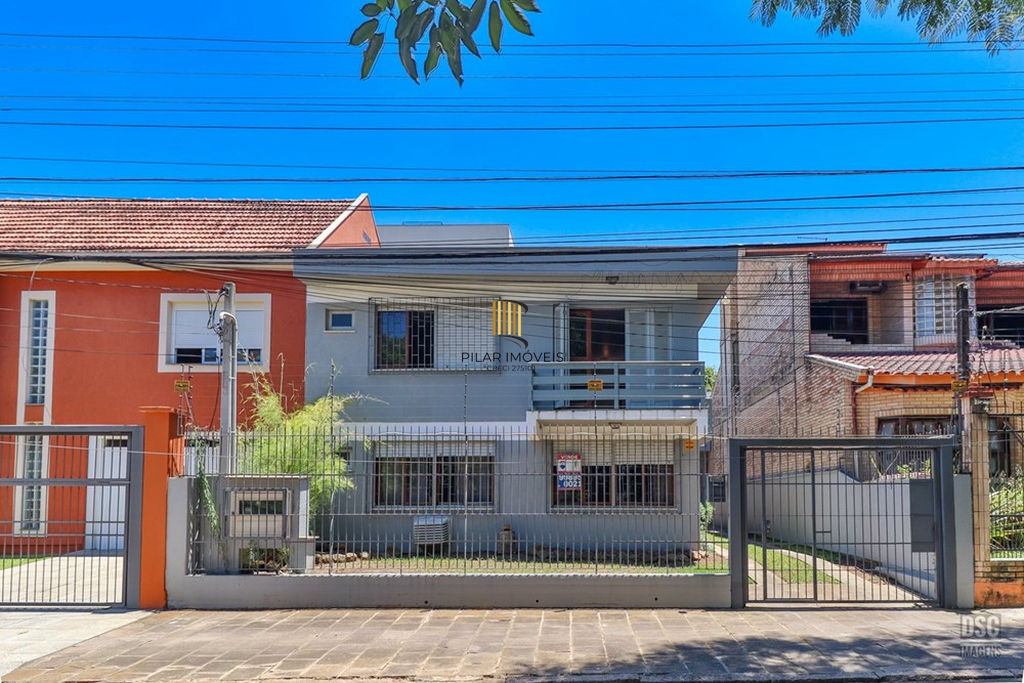 Casa 7 dormitórios no bairro Vila Ipiranga