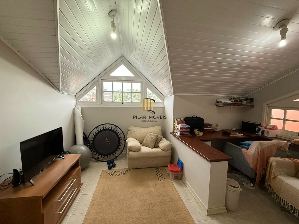 Casa de Condomínio 3 dormitórios no bairro Sarandi