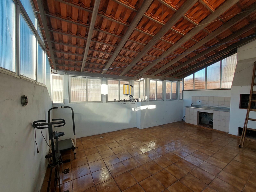 Casa 5 dormitórios no bairro Rio Branco