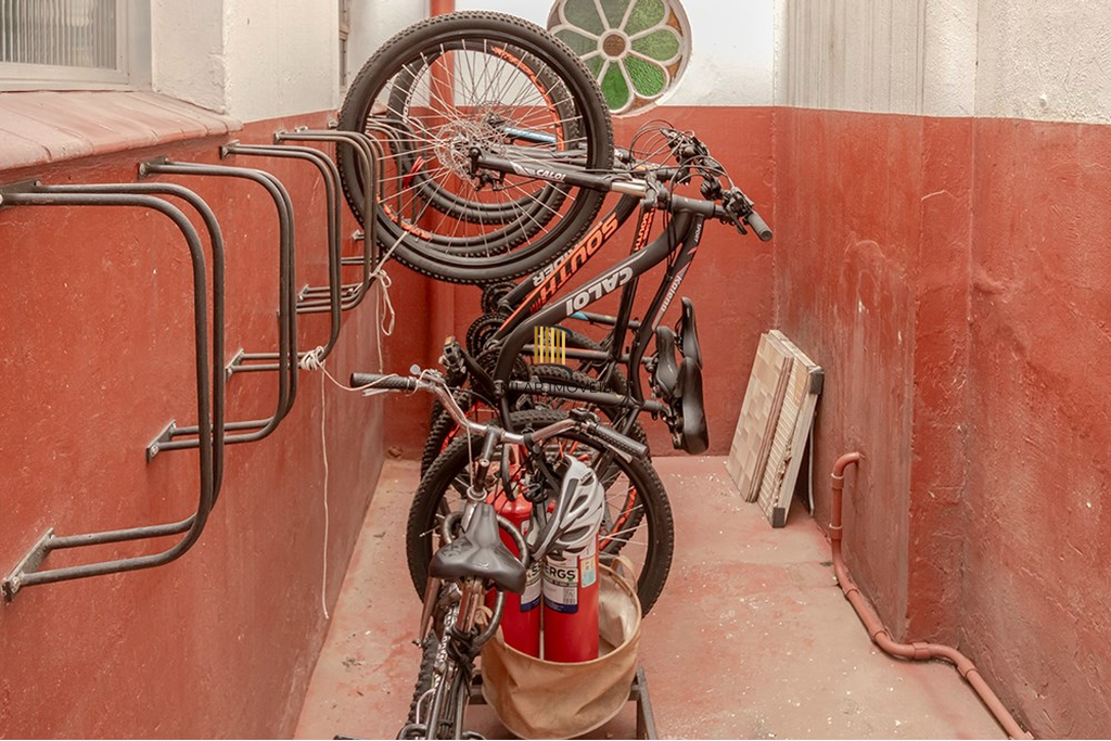 Apartamento 3 dormitórios no bairro Menino Deus