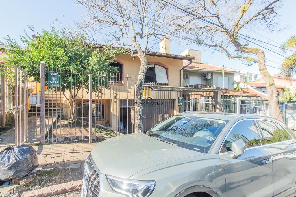 Casa 4 dormitórios no bairro Boa Vista - Pilar Imóveis