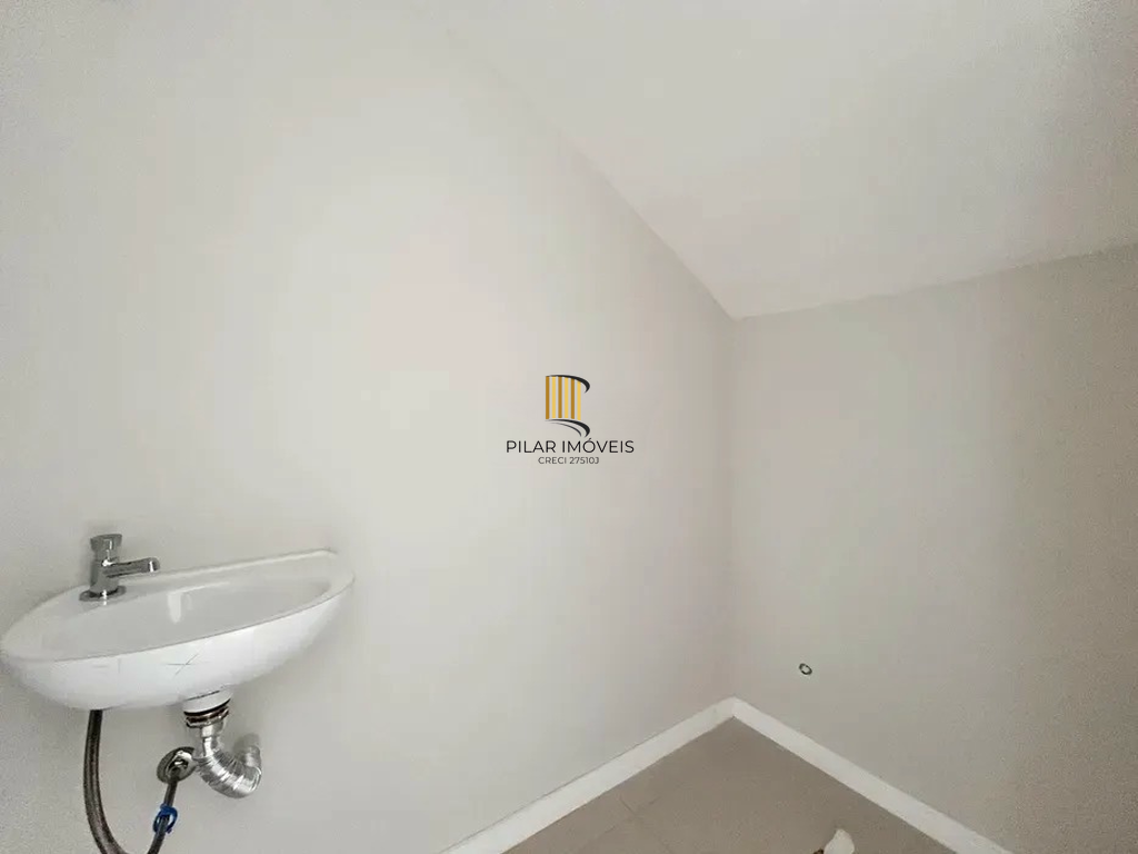 Casa 2 dormitórios no bairro São José