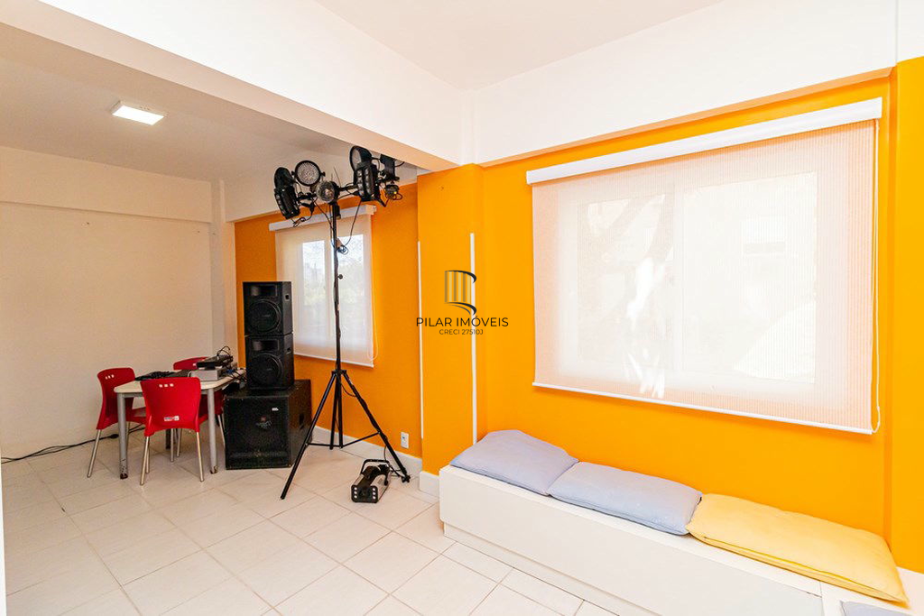 Apartamento 2 dormitórios no bairro Jardim Carvalho