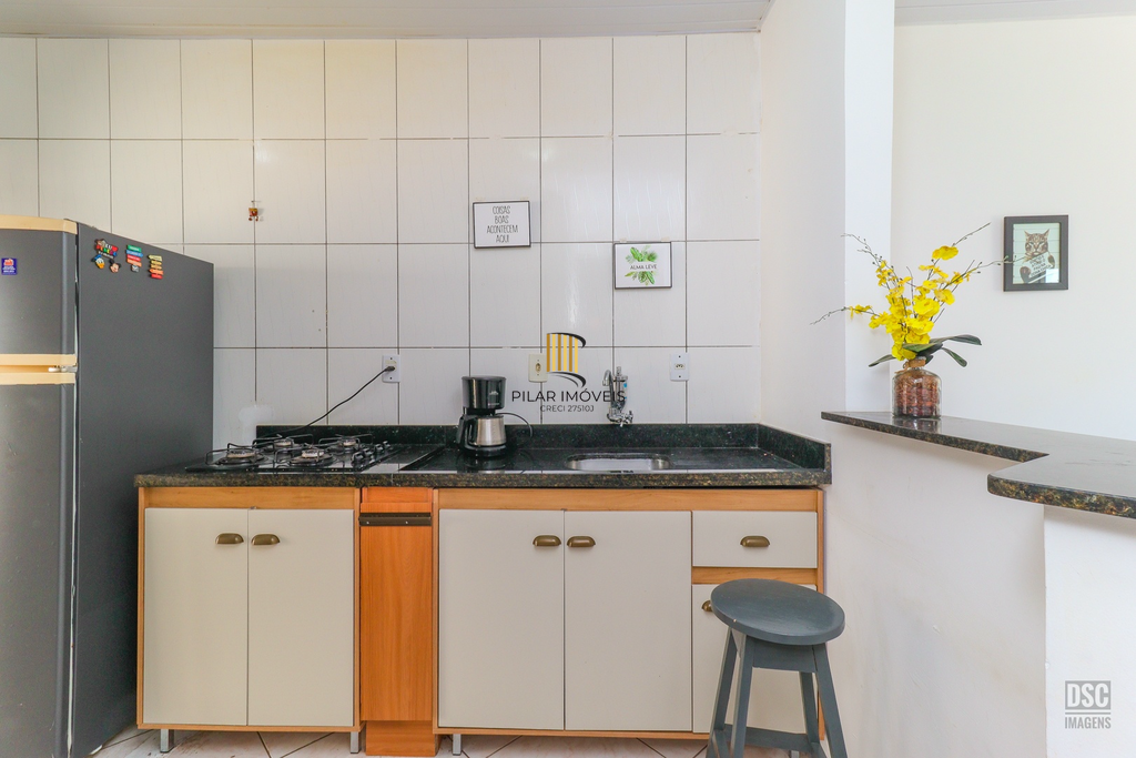 Casa 2 dormitórios no bairro Hípica