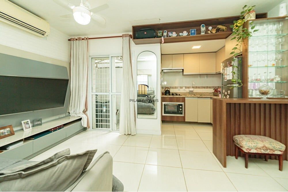 Casa 2 dormitórios no bairro Jardim Carvalho