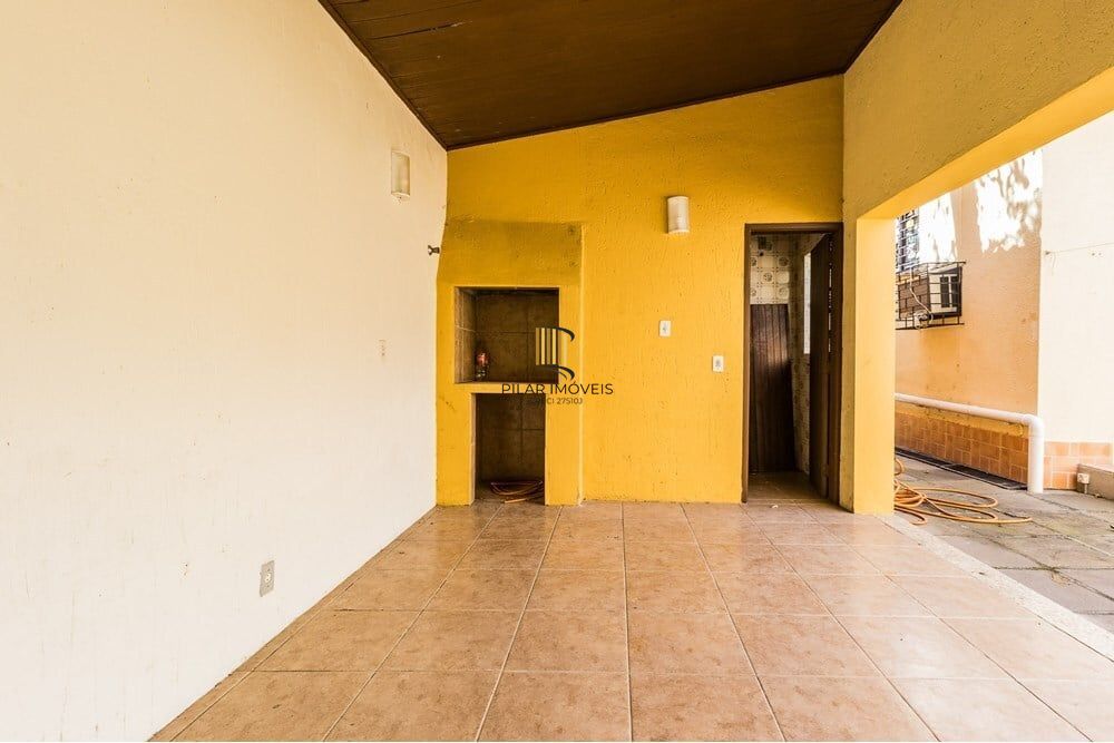 Casa 4 dormitórios no bairro Jardim Lindóia