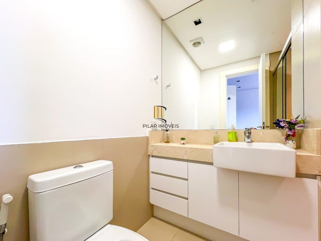 Apartamento 4 dormitórios no bairro Petrópolis