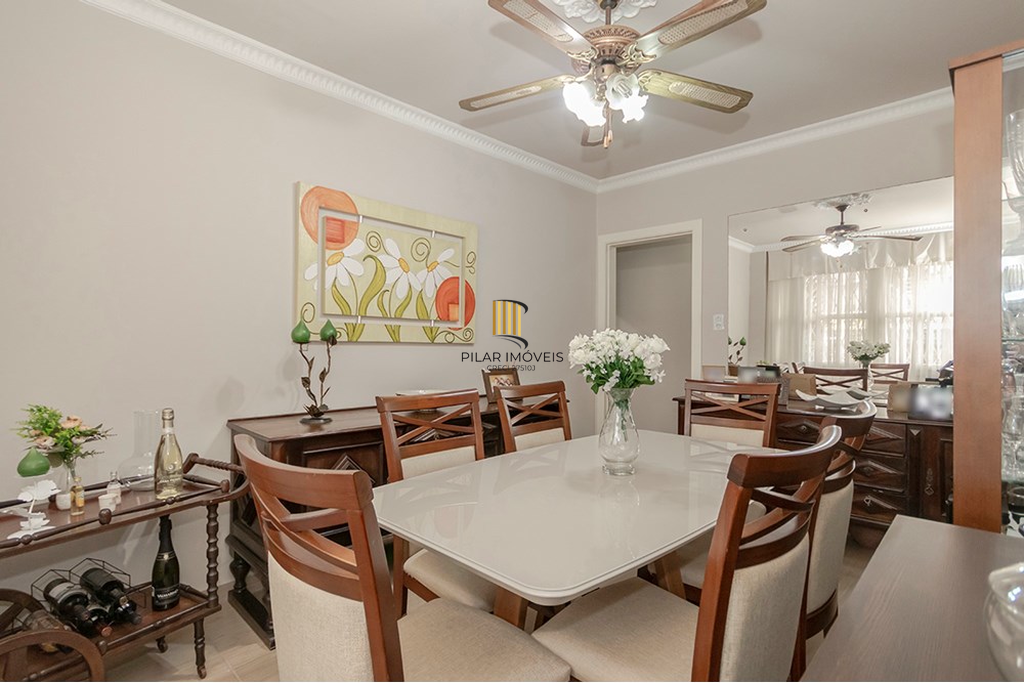 Apartamento 3 dormitórios no bairro Menino Deus