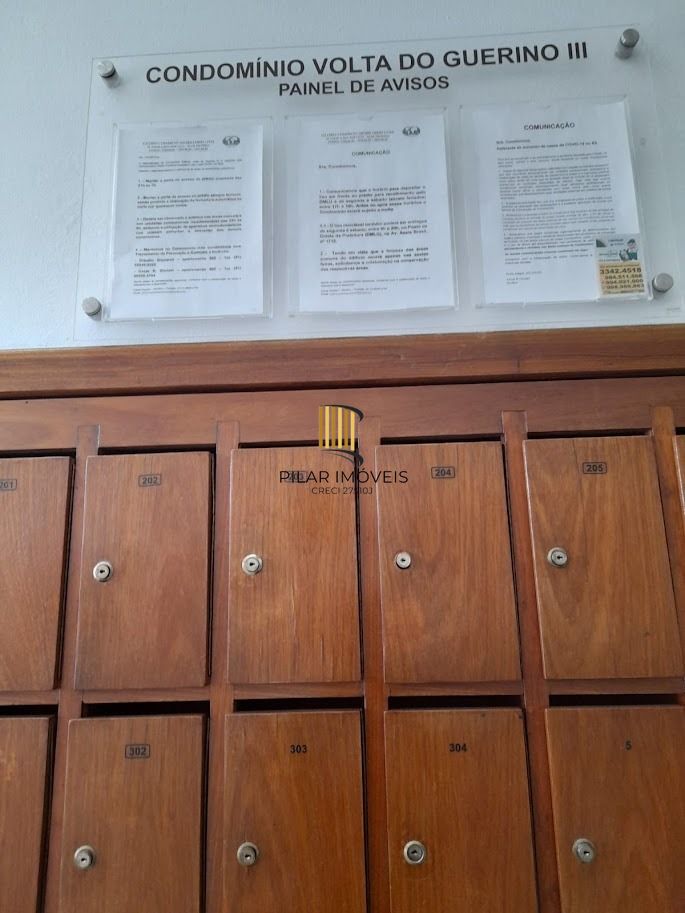 Vende apto de 02 dormitórios, sala, banheiro, cozinha e área de serviço