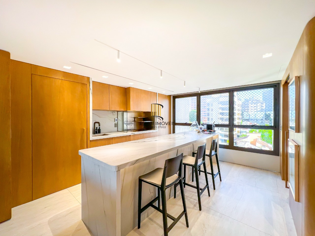 Apartamento 3 dormitórios no bairro Mont Serrat