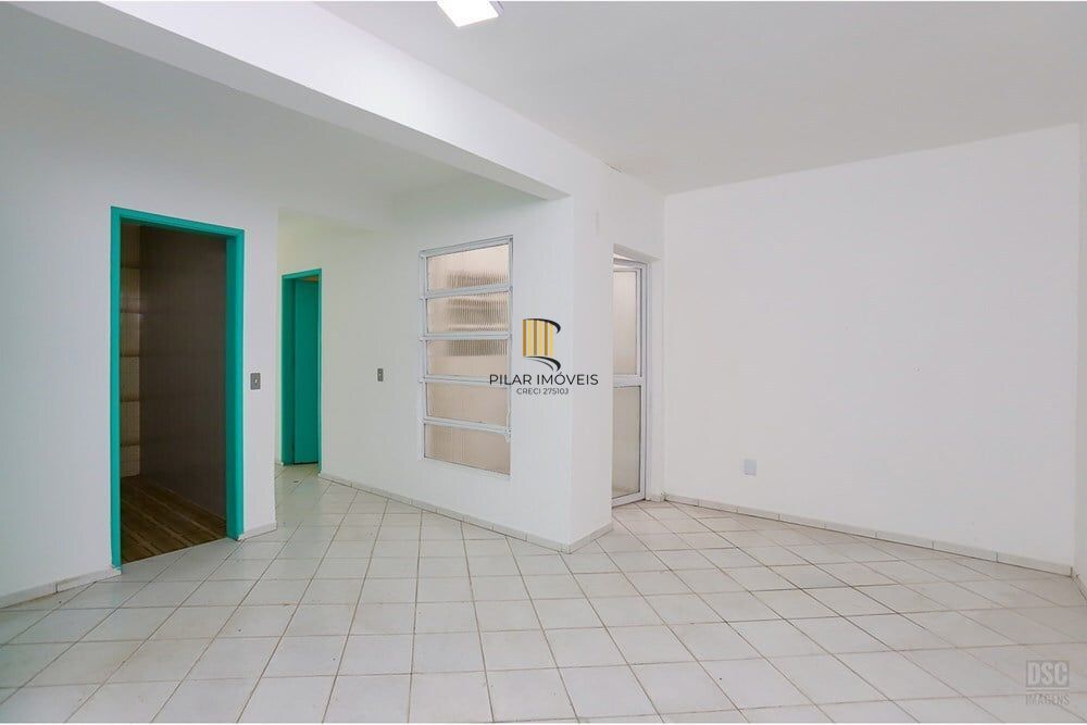 Casa 5 dormitórios no bairro Santana