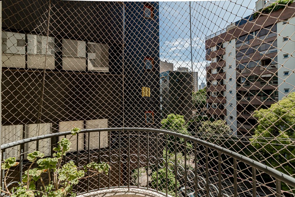 Apartamento 3 dormitórios no bairro Mont Serrat