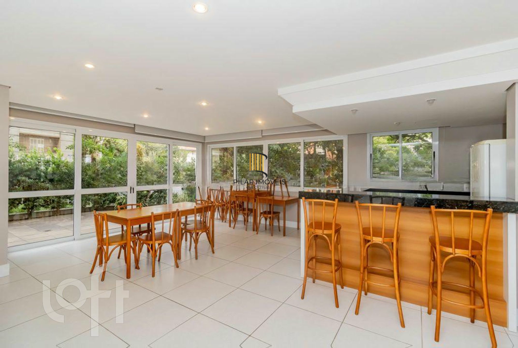 Apartamento 2 dormitórios no bairro Petrópolis