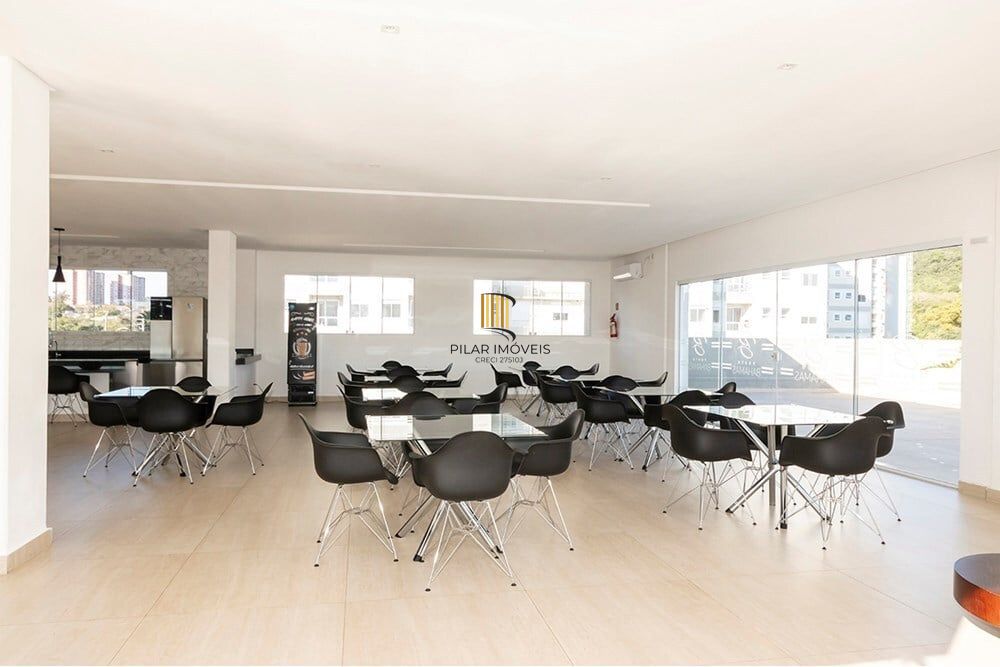 Apartamento 2 dormitórios no bairro Jardim Carvalho