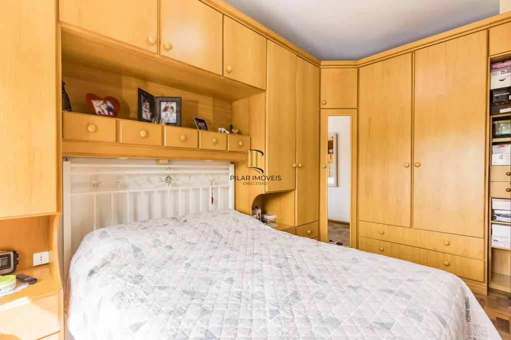 Apartamento 3 dormitórios no bairro Azenha