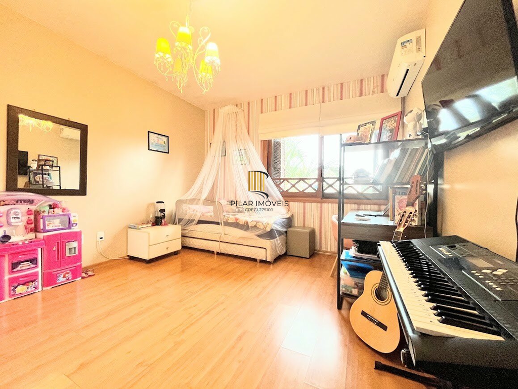 Casa 3 dormitórios no bairro Espírito Santo