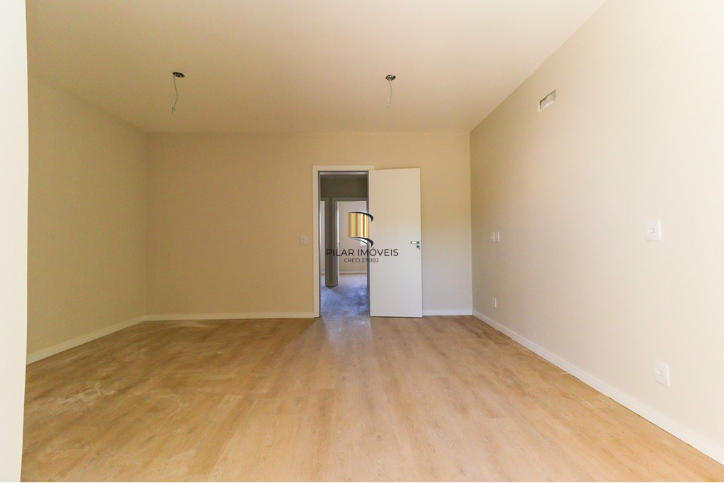 Casa 3 dormitórios no bairro Ipanema