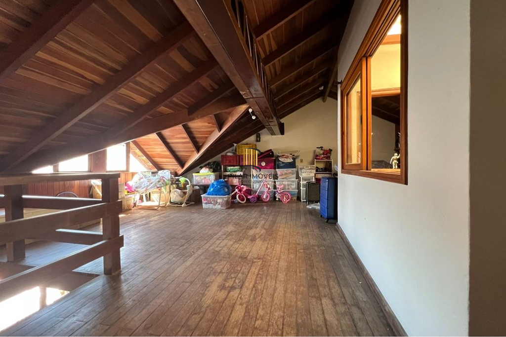 Casa 3 dormitórios no bairro Santana