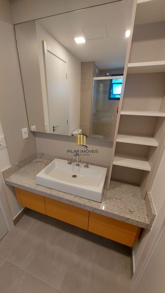 Apartamento 3 dormitórios no bairro Menino Deus