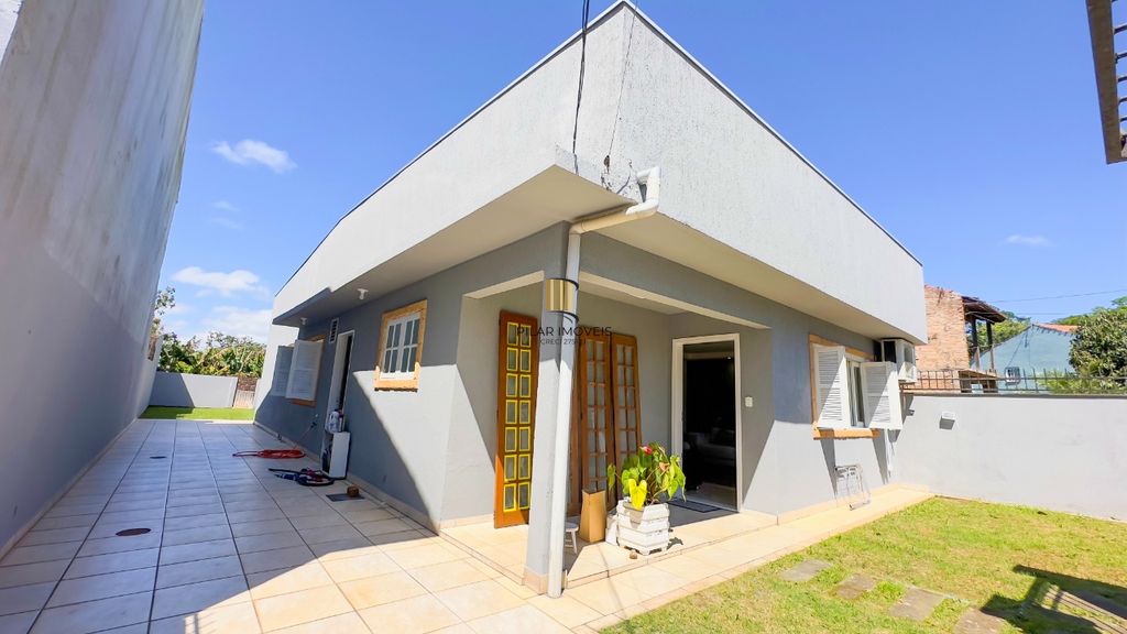 Casa 3 dormitórios no bairro Aberta dos Morros