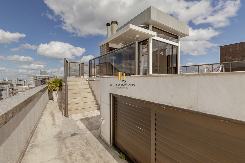 Triplex 3 dormitórios no bairro Bela Vista