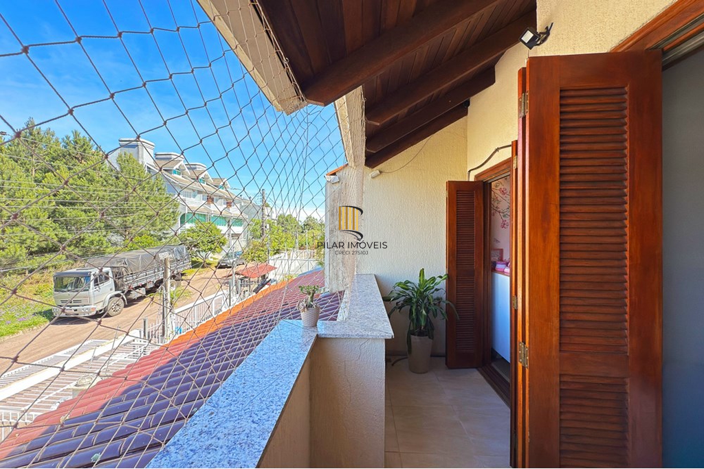 Casa 4 dormitórios no bairro Aberta dos Morros