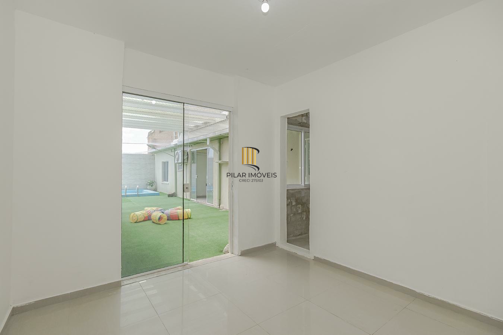 Casa 3 dormitórios no bairro Jardim Sabará